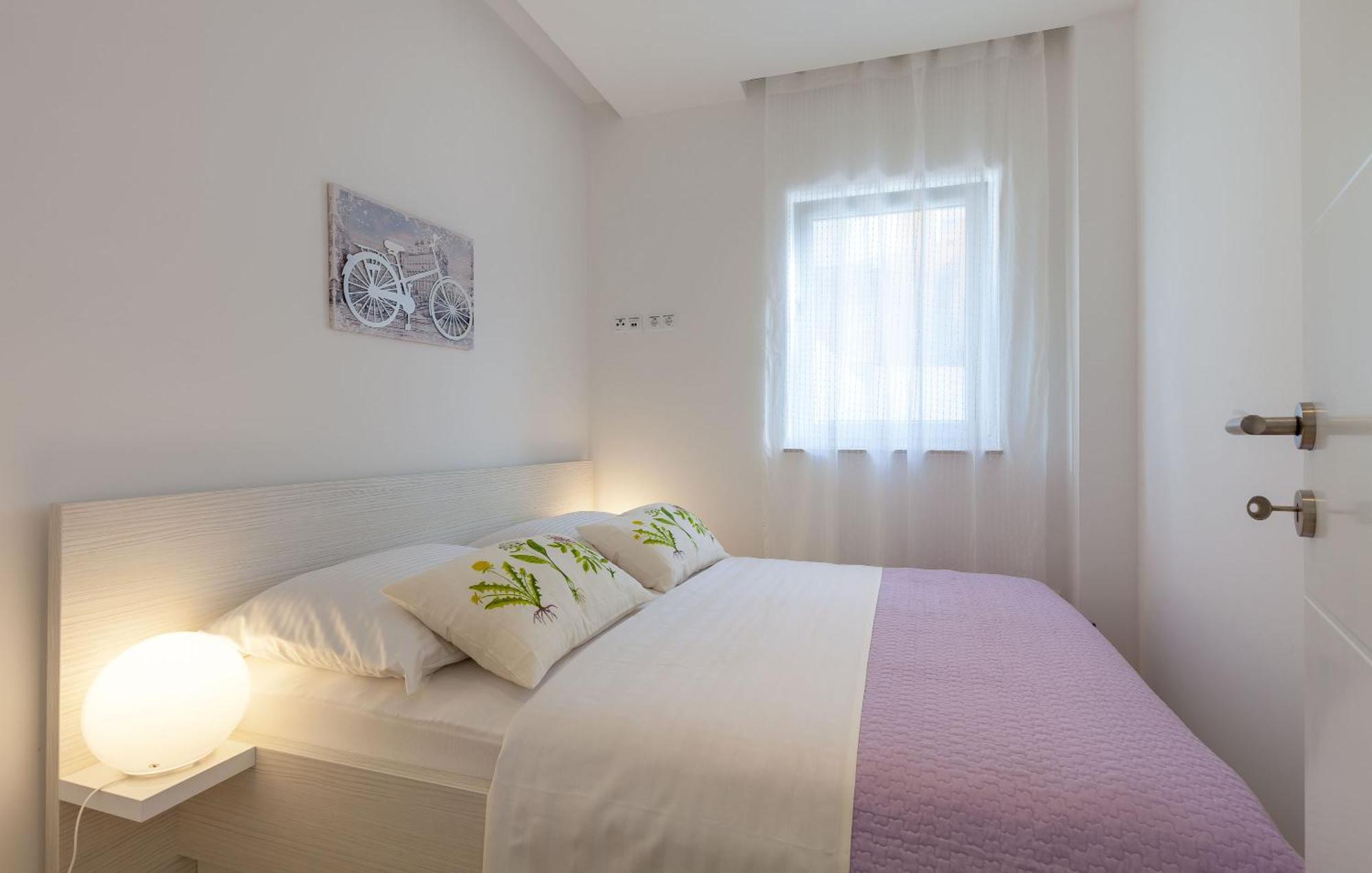 Apartment Olive Tree Podstrana