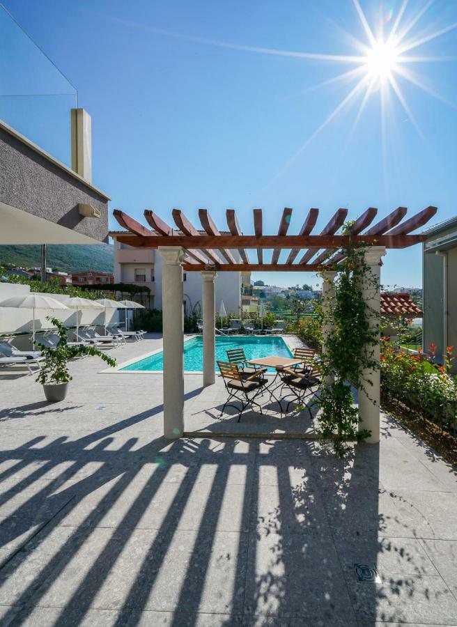 Olive Tree Apartment *